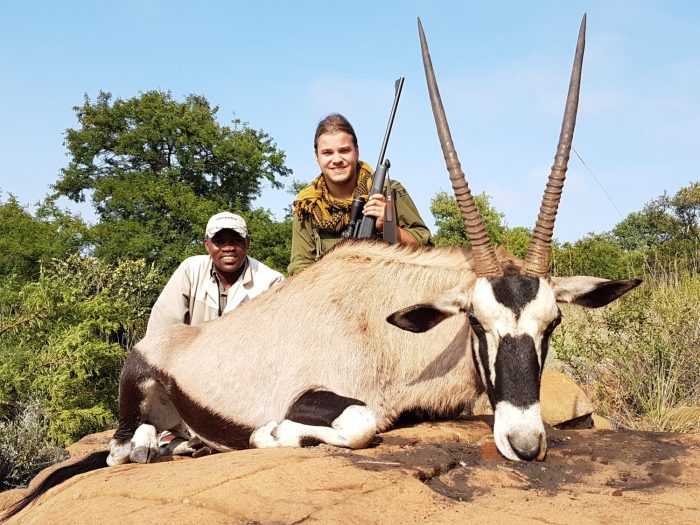 Umdende Hunting Safaris Gemsbuck